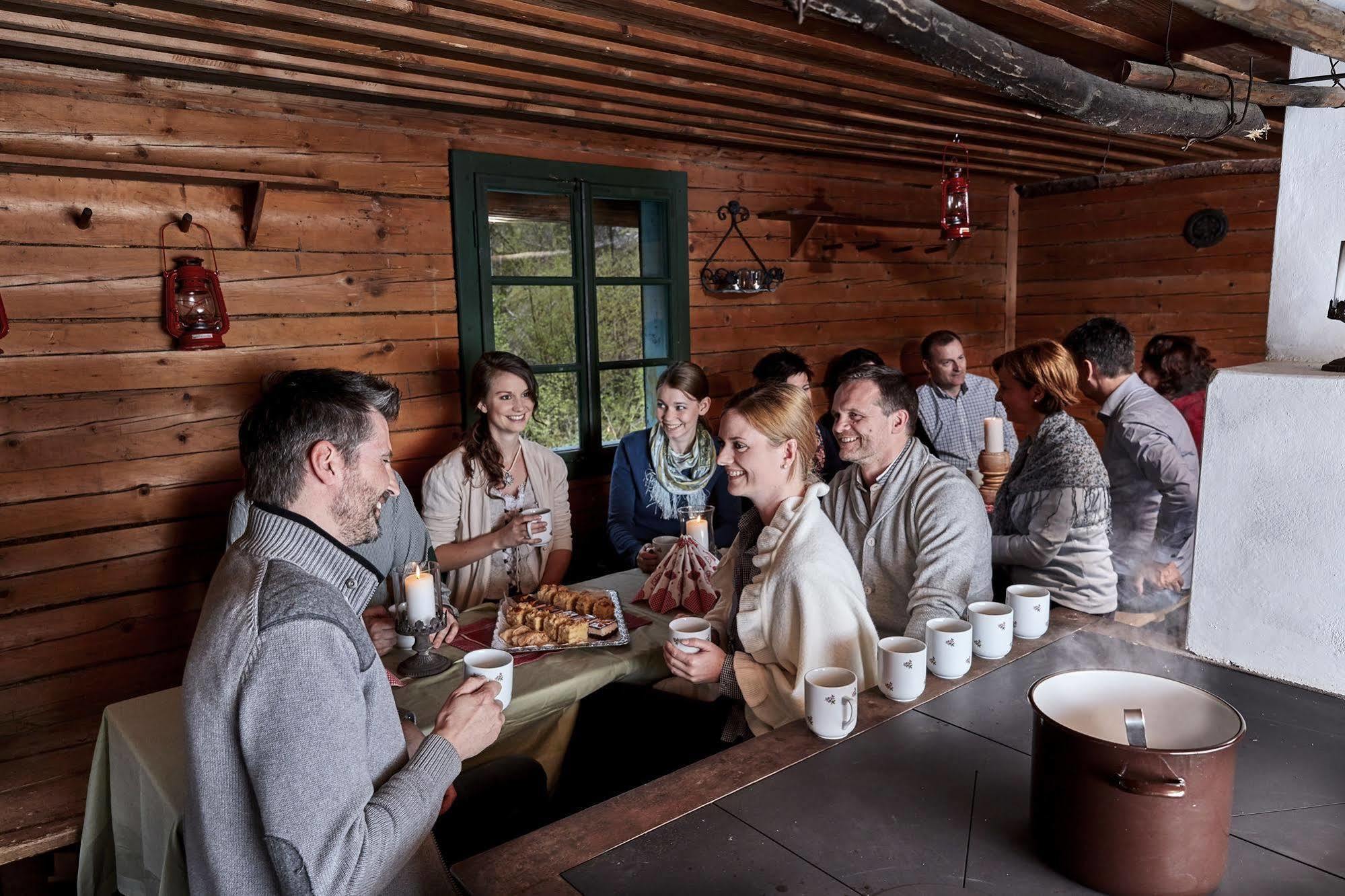 Naturhotel Schloss Kassegg ザンクト・ガレン エクステリア 写真